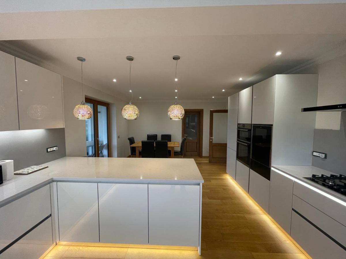 수체아바 Sunny House 빌라 외부 사진